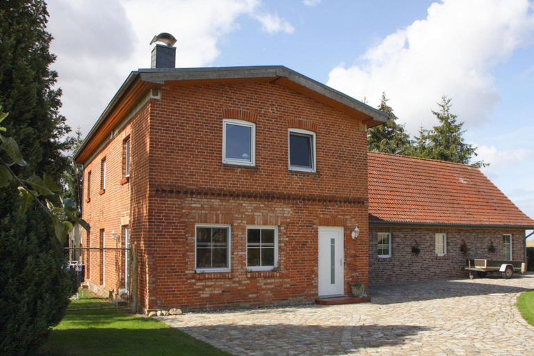 Exterior 2, Doppelhaushaelfte, Tankenhagen, Nordwestmecklenburg