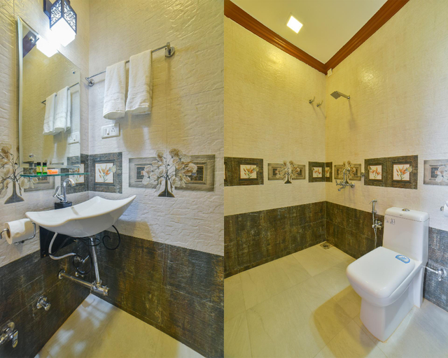 Bathroom, Hotel Baga HighQ - Near Baga Beach, North Goa