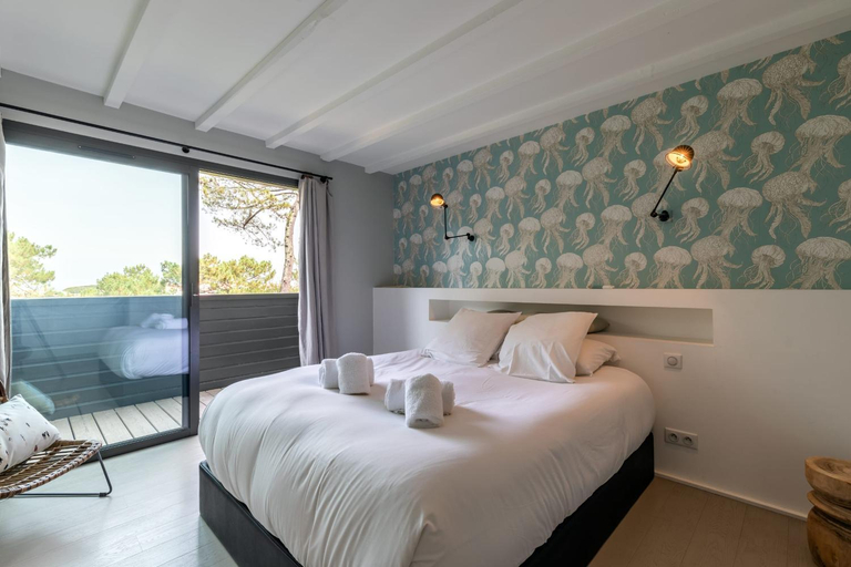 Bedroom 2, MILADY KEYWEEK Villa with Pool Ocean Views in Biarritz, Pyrénées-Atlantiques
