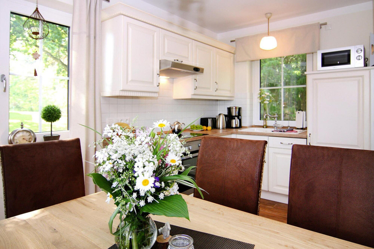 Private kitchen 5, Ferienhaus Kranichnest, Zirchow, Vorpommern-Greifswald