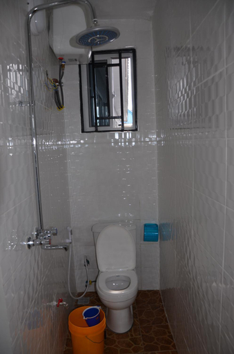 Bathroom 4, Lunguya Annex Lodge, Temeke