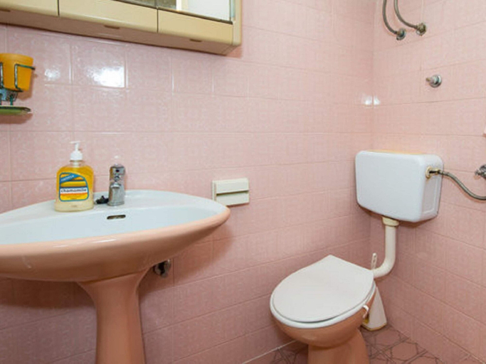Bathroom 3, Guest House Mrdalo - Comfort Double Room, Dubrovnik