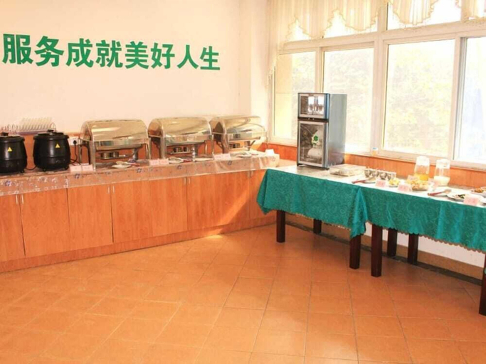 Food & Drinks 5, Greentree Inn Anhui Huainan Liulizhan Express Hotel, Huainan