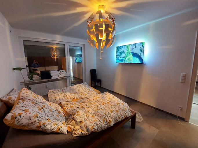 Bedroom 5, Modern Apartment With Balcony, Würzburg