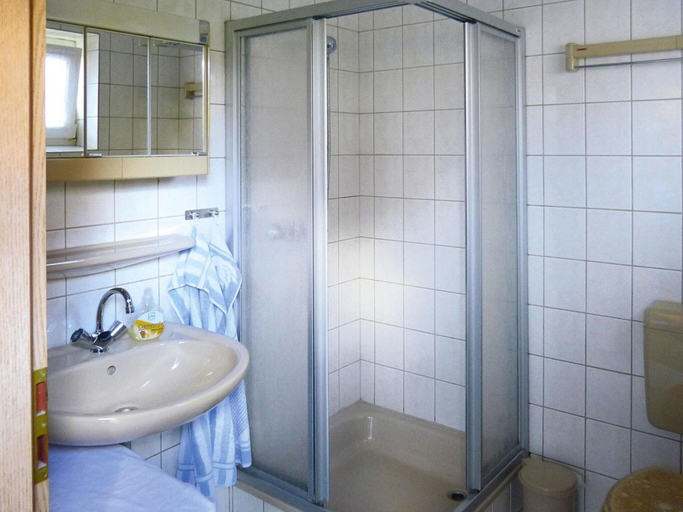 Bathroom, Doppelhaushalfte in Nessmersiel, Aurich