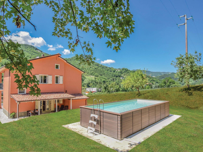 Property amenity, Villa in Borgo Pace with Private Pool, Pesaro E Urbino
