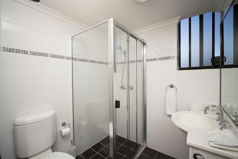Bathroom 3, Drummoyne Furnished Apartments, Sydney