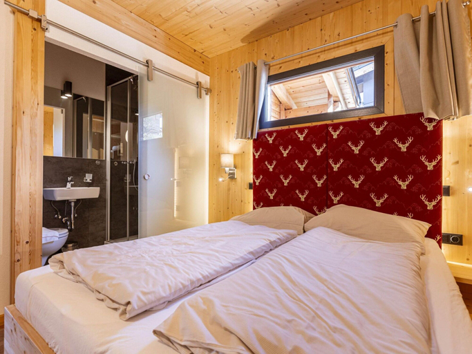 Bedroom 2, Cosy Chalet With Sauna, Liezen