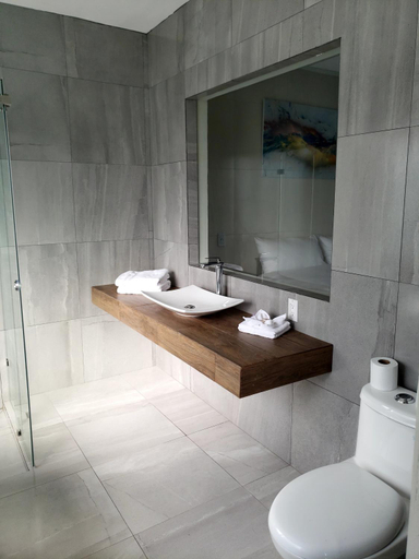 Bathroom 3, Hotel CaLu 2 en La Laguna, Santa Maria del Oro, Santa María del Oro