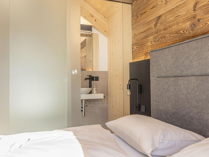Bedroom 3, Lush Chalet With Private Sauna, Murau