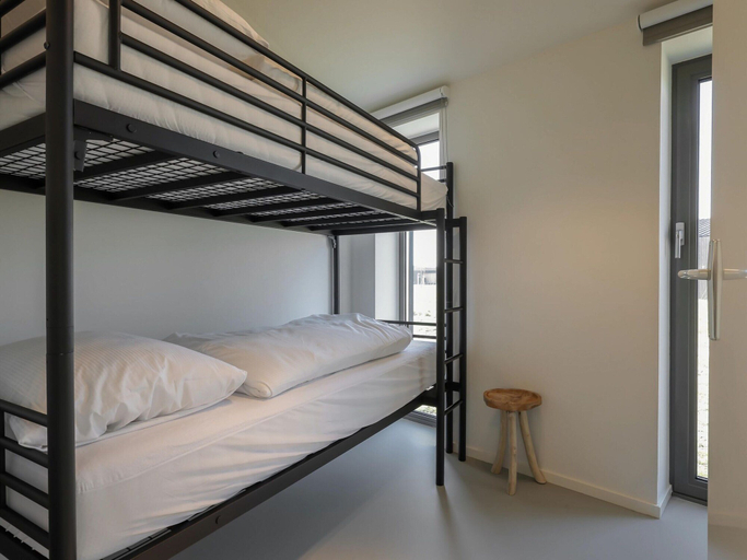 Bedroom 2, Holiday Home Wissenkerke Near Nature Reserve, Noord-Beveland