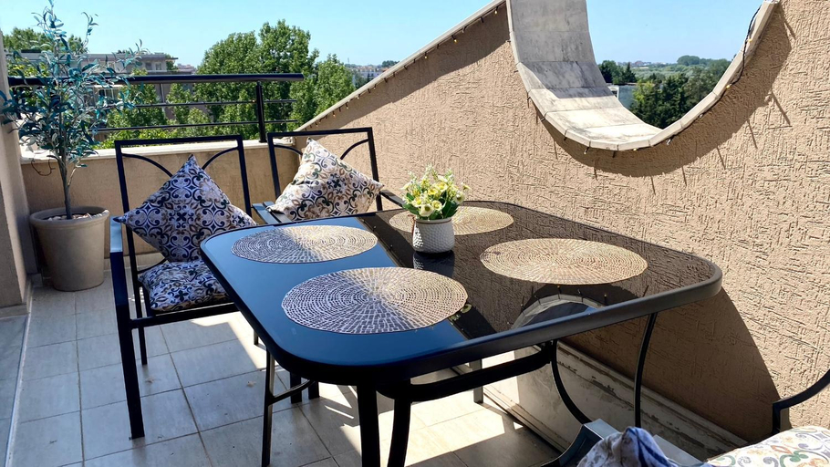 Others 4, Bratanov Vip Zone maisonettes 606 & 609, Nesebar
