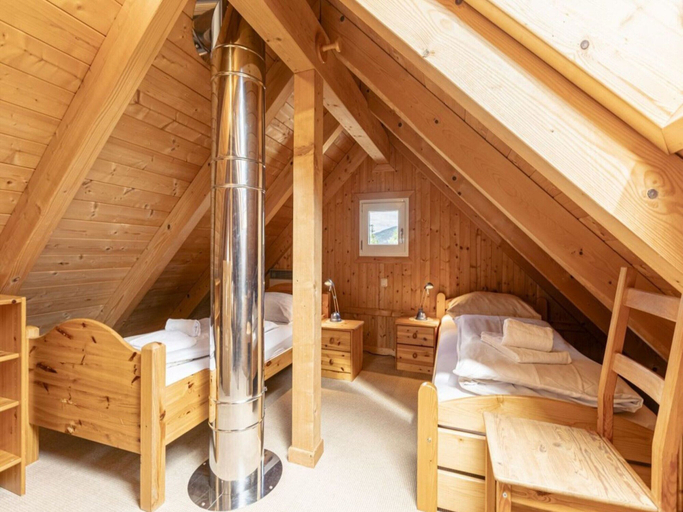 Bedroom 2, Traditional Chalet With Terrace, Murau
