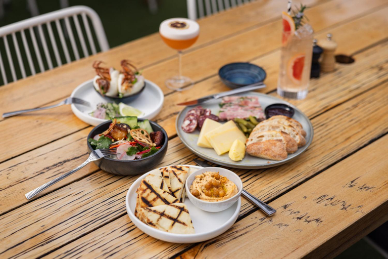 Food & Drinks 4, Barwon Heads Hotel, Greater Geelong - Pt B