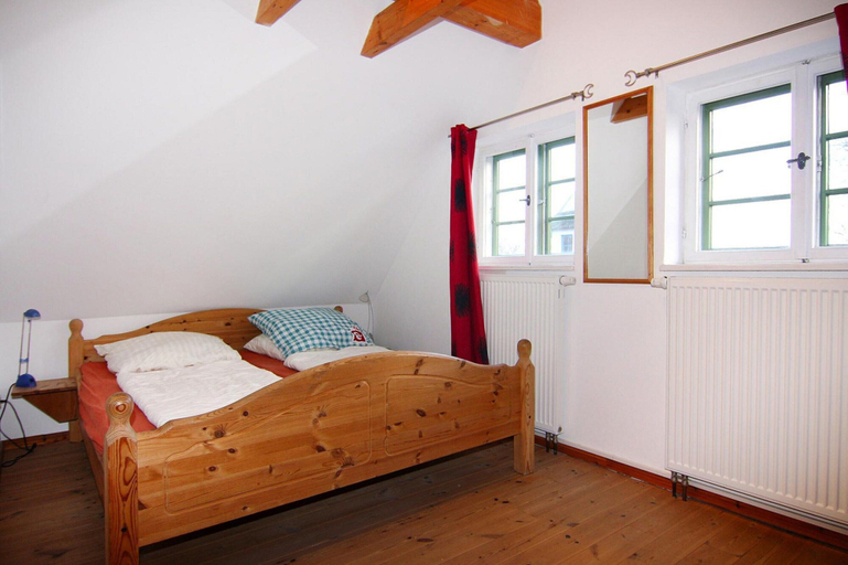 Bedroom 2, Reihenhauser im Hafendorf Vieregge auf Rugen, Vorpommern-Rügen