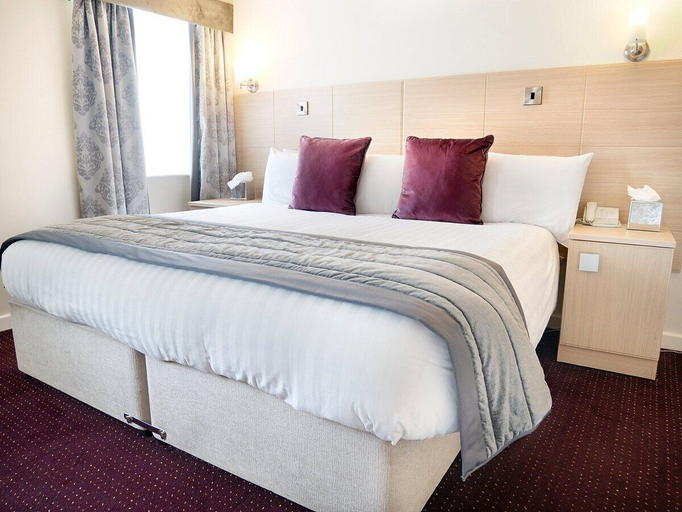 Bedroom 2, Cambridge Hotel Waterfront, Calderdale
