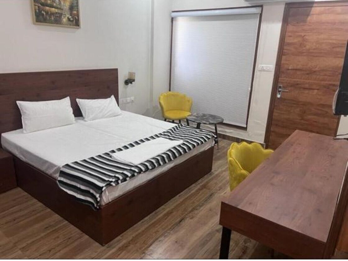 Bedroom 3, Hotel Sunlight Brown By GRB, Gautam Buddha Nagar