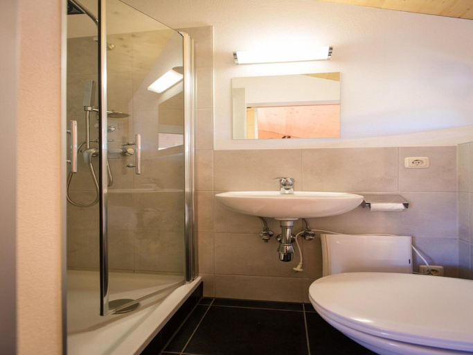Bathroom 5, Chalet in Turracher Hohe Near Ski Slopes, Murau