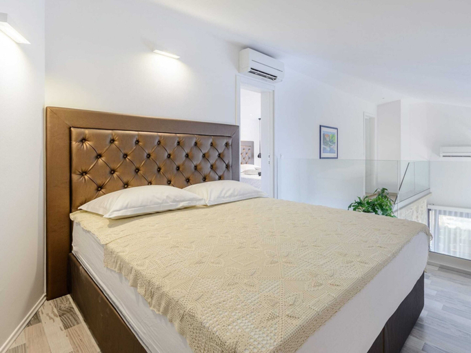 Bedroom 3, Villa Stone Pearl - Two Bedroom Holiday House With Pool, Sutivan