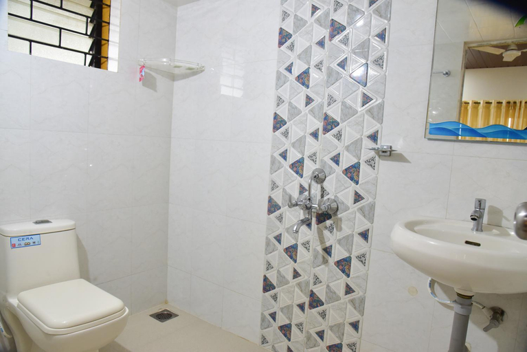 Bathroom 3, ULTIMATE STAY, North Goa