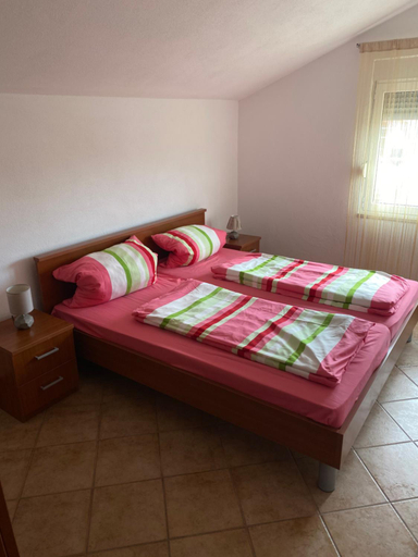 Others 2, Apartmani Sabljic, Marina