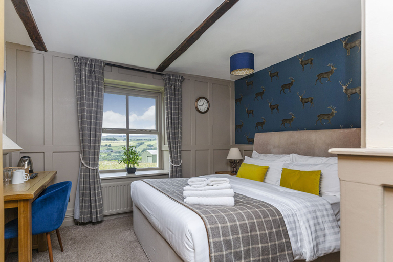 Bedroom 2, The Fleece Inn, Calderdale