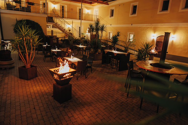 Food & Drinks 5, Hotel Leo, Steyr