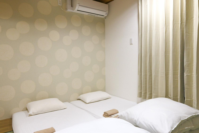 Bedroom 2, Hotel Shin-Imamiya - Vacation STAY 36320v, Osaka