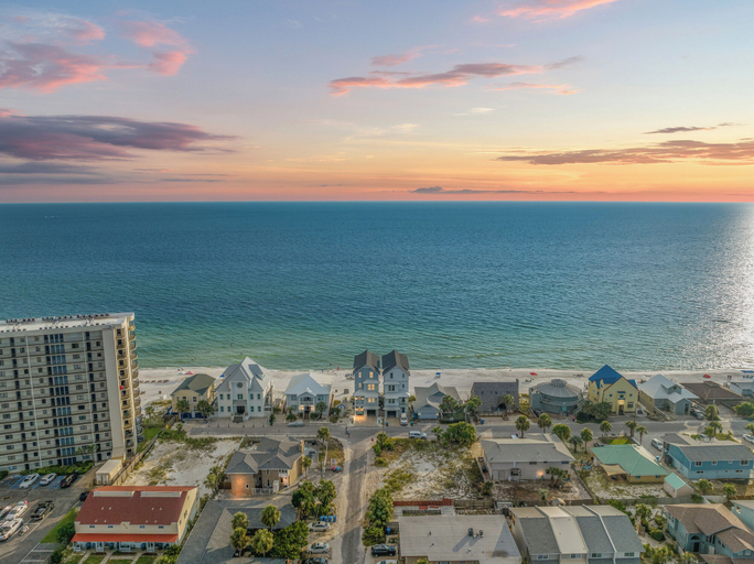 Exterior & Views 2, Pineapple Paradise! 6BR 7BA Beachfront House! Private Pool! Grill! Sleeps 16!, Bay