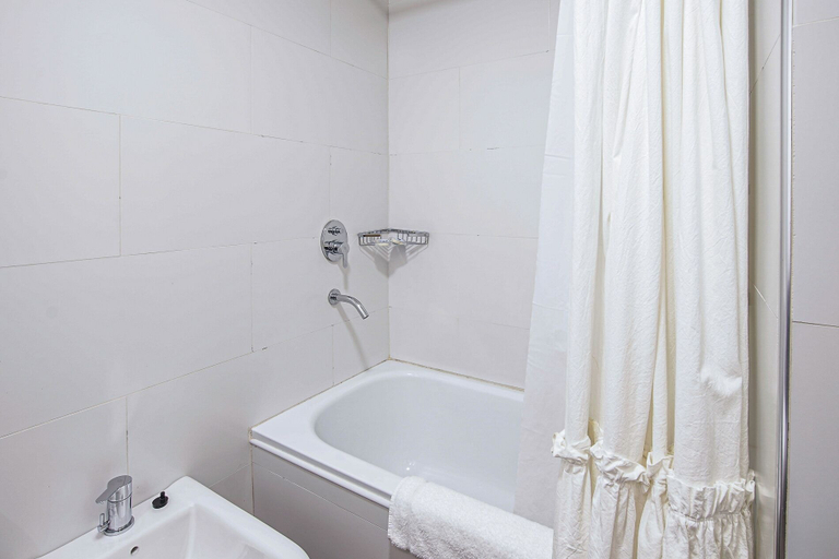 Bathroom 4, Edificio Montaña, Bariloche