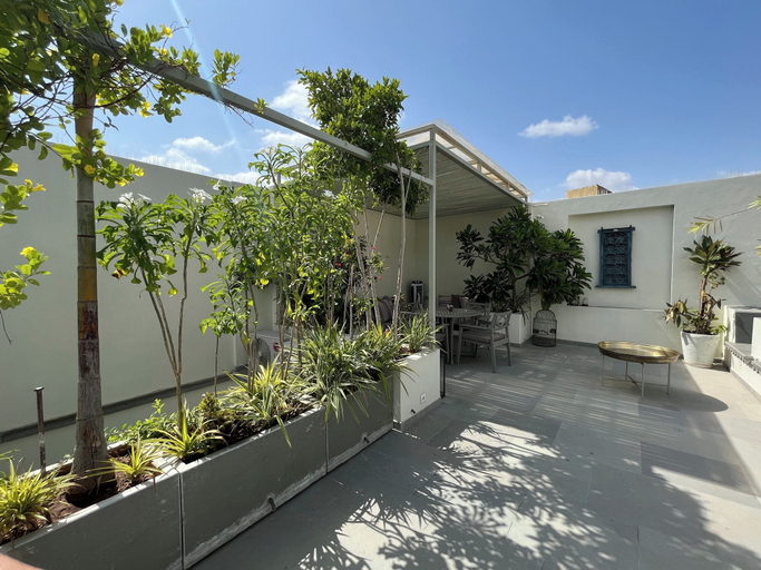 Exterior & Views 2, Smiling Sparrows, Udaipur