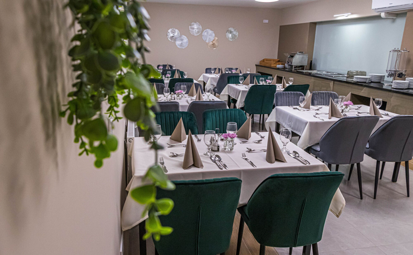 Food & Drinks 4, Crystal Hotel, Hajdúszoboszló