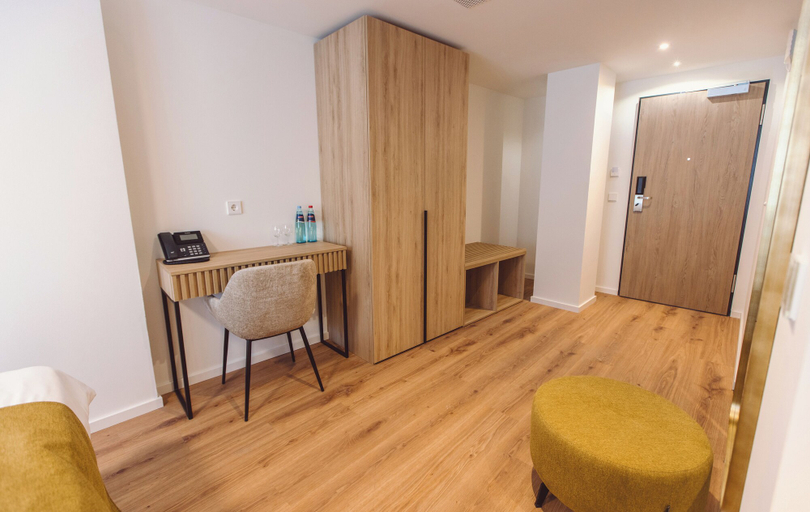 Bedroom 5, Hotel am Rathaus, Freiburg im Breisgau