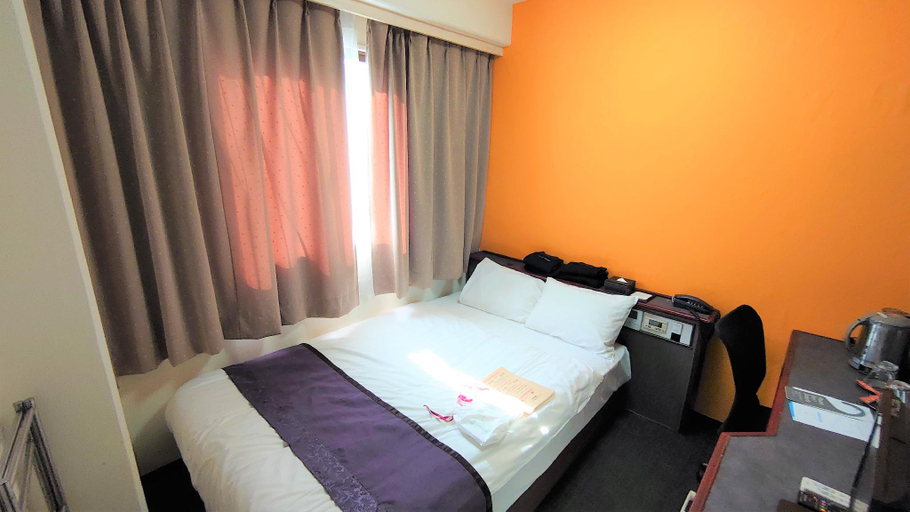 Bedroom 16