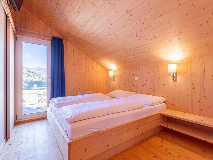 Bedroom 3, Lavish chalet with sauna near ski-slope, Murtal