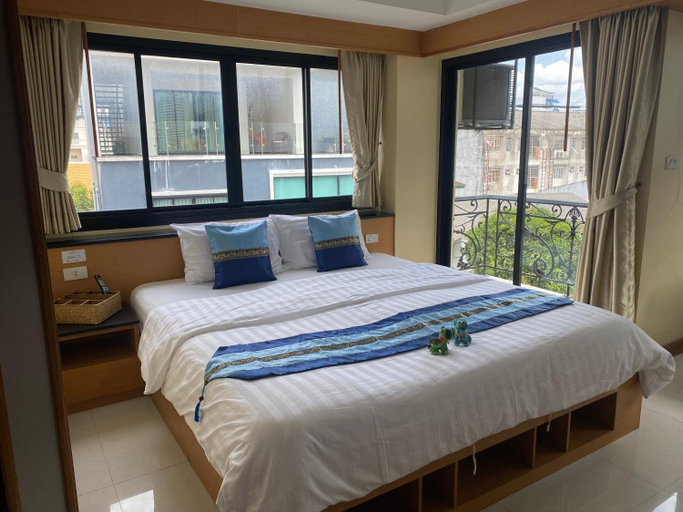 Bedroom 9