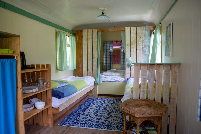 Bedroom 2, le bon chemin roulotte, Dordogne