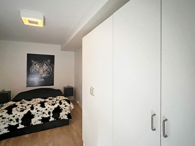 Room 5, 4 Person Holiday Home in Frekhaug, Meland