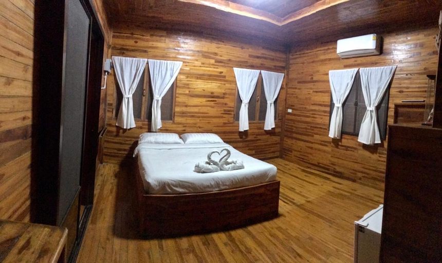 Others 5, Whitehouse cafe&Guesthouse, Muang Phayao