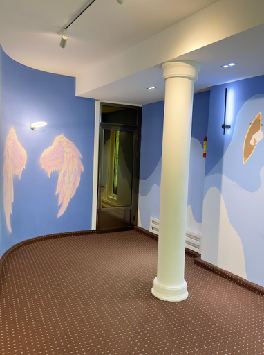Others 2, The Top Hostel, Tashkent City
