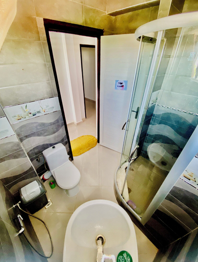 Bathroom 3, Maison Charmante, Casablanca