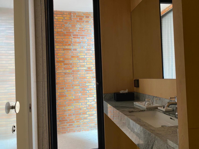 Bathroom 4, The Sayla Hotel, Muang Chiang Mai