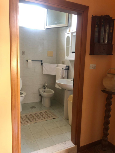 Others 5, B&B 43, Caserta