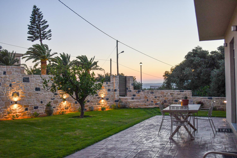 Garden 2, PAUL'S VILLA PLAKIAS, Crete