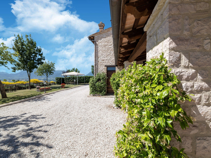 Exterior 4, Country House in Marche With Pool & Views, Pesaro E Urbino