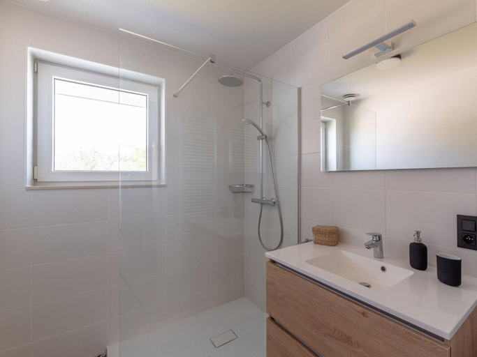 Bathroom, Apartment In De Haan Near the Centre, West-Vlaanderen