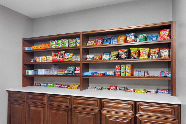 Food & Drinks 5, Microtel Inn by Wyndham Janesville, Rock