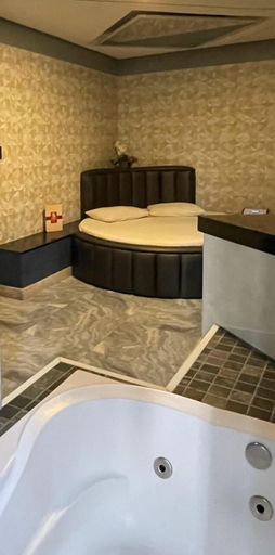 Bathroom 3, BORA BORA MOTEL, Salvador