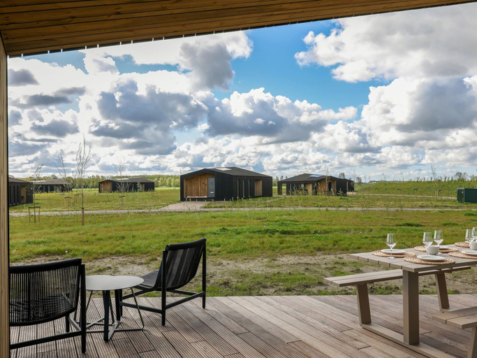 Others 5, Cottage in Wissenkerke Near Nature Reserve, Noord-Beveland