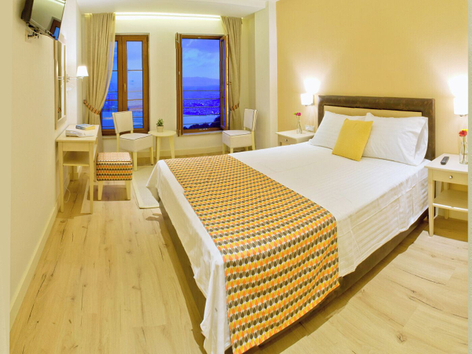 Bedroom 3, Arktos hotel, Epirus